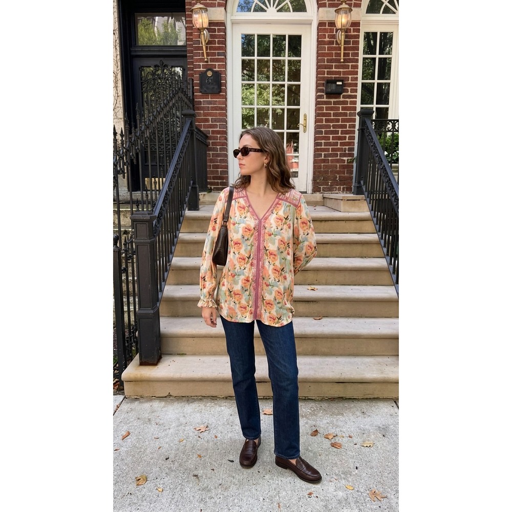 Soft Surroundings Women's L Essex Watercolor Floral Embroidered Knit Tunic Top